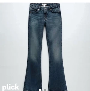 Zara jeans - säljer pga av att jag köpte fel storlek 💖💖de är storlek 36 men långa 💖