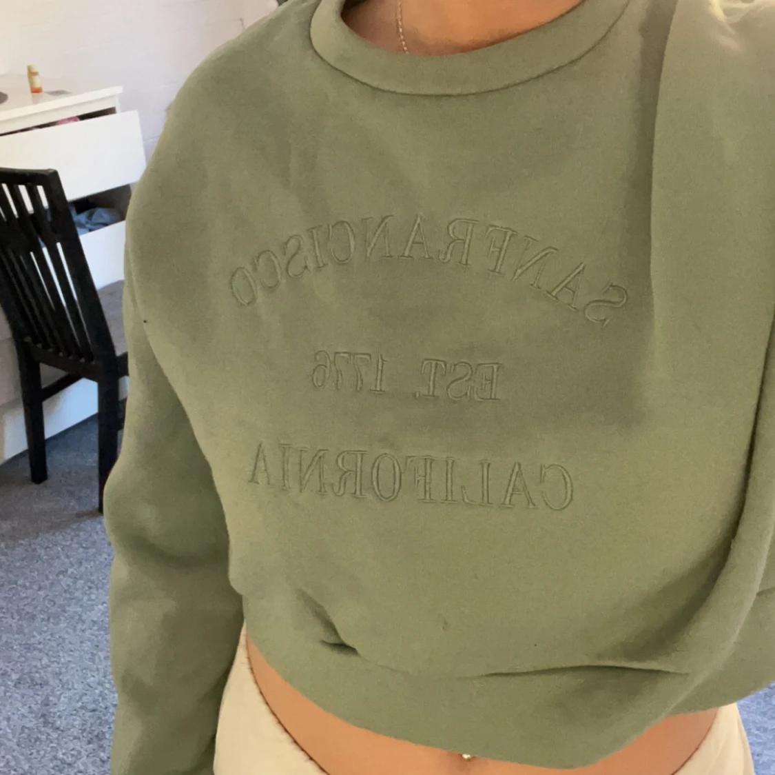 Grön sweatshirt  - 90