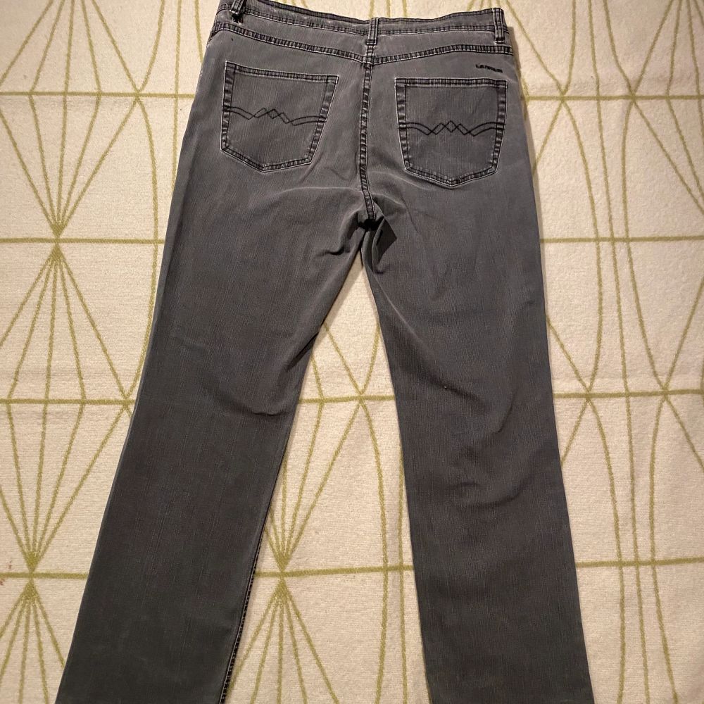 Grå Lapidus Jeans - Jeans & Byxor | Plick Second Hand