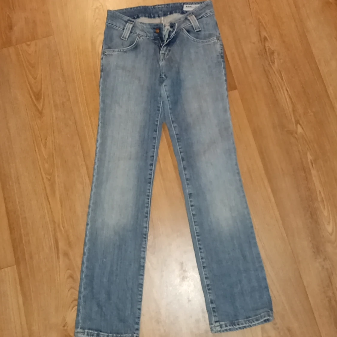 Lågmidjade jeans