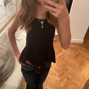 HM blus - En super fin blus från hm i storlek XS ( köparen står för frakt) 💓