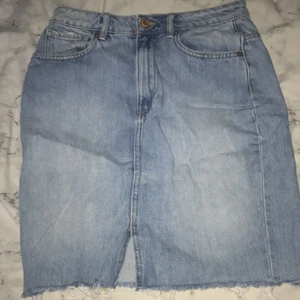 Jeans kjol - Jeans kjol med slits 