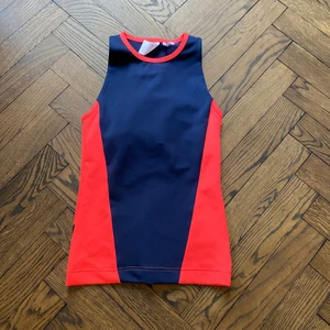 Stella McCartney träningslinne - Linne från Stella McCartney för Adidas. Aldrig använd.