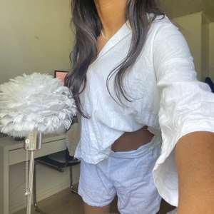 Linne shorts  - Säljer dessa super sköna shorts då dom är för stora. Köpte dom i fel storlek. Köparen står för frakt 🦋