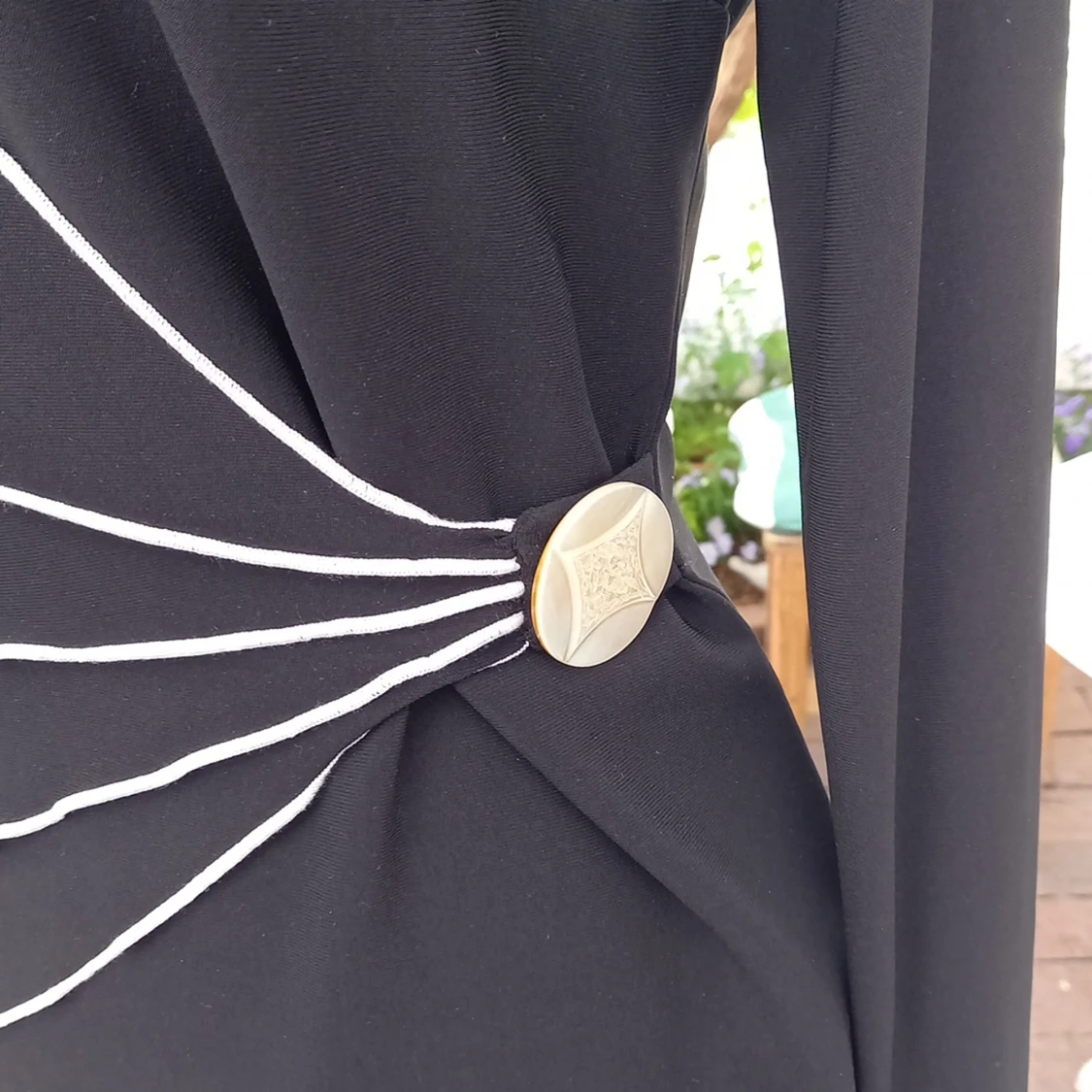 Svart omlott topp - 91