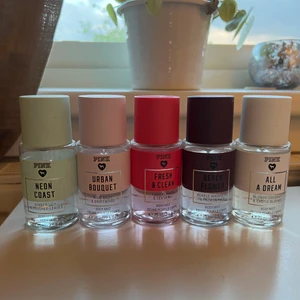 Pink parfym  - 5 olika parfymer från Pink💞 på andra bilden ser du hur mycket som är använt av parfymen. 50 kr styck men tar också emot andra prisförslag😊