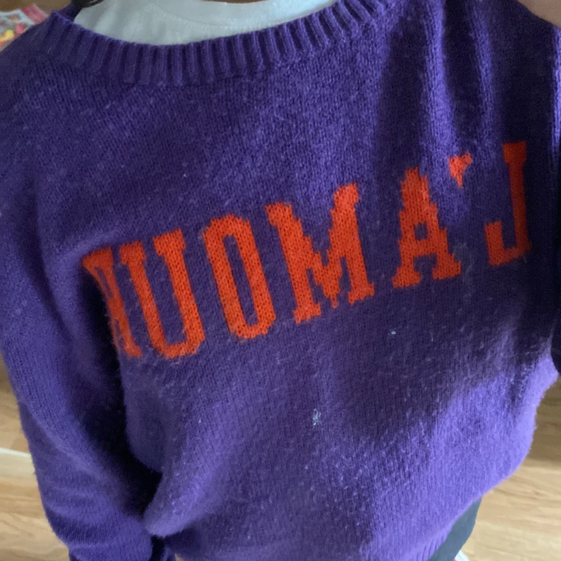 JÄTTE FIN STICKAD TRÖJA - 91