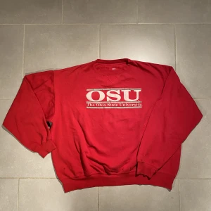 Ohio state university sweatshirt  - Fint skick  Inga skador 