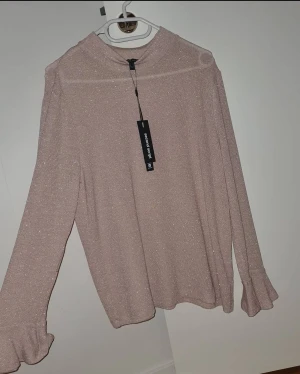 Fin tröja - Super duper fin oanvänd tröja, passar L/XL