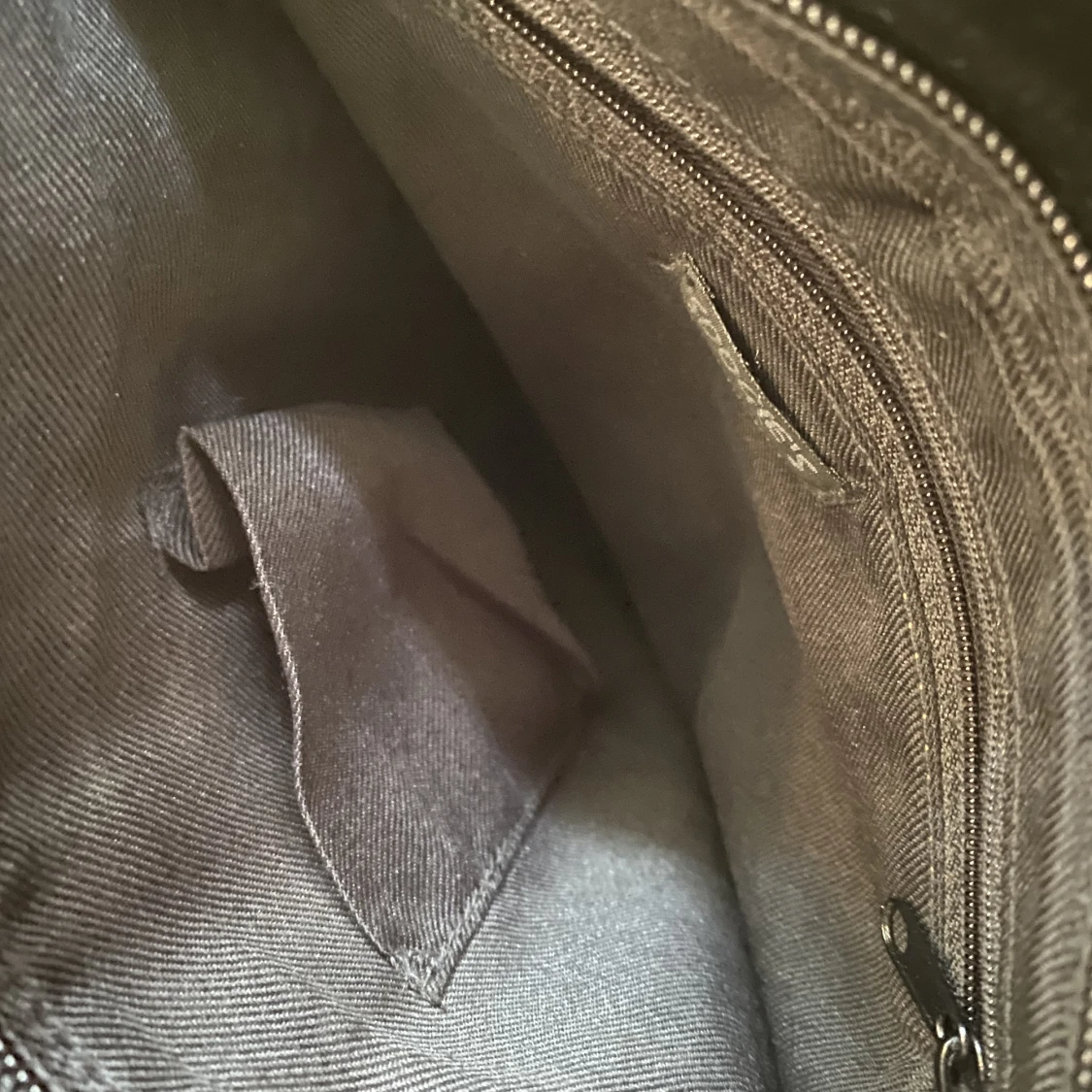 Handväska i läder - 90