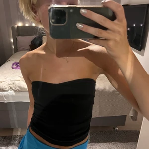 Tubtopp  - Svart tubtopp ribbad 