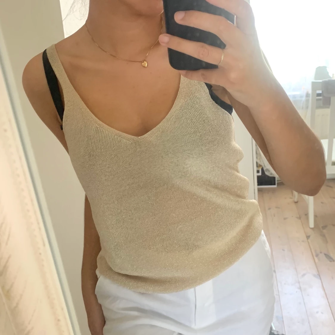 Glittrigt guldigt linne! - 90