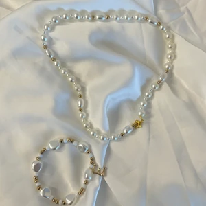 Letter set - Armband och halsband, finns mer på julidesign. Handgjort, man kan välja annan bokstav också 139kr 