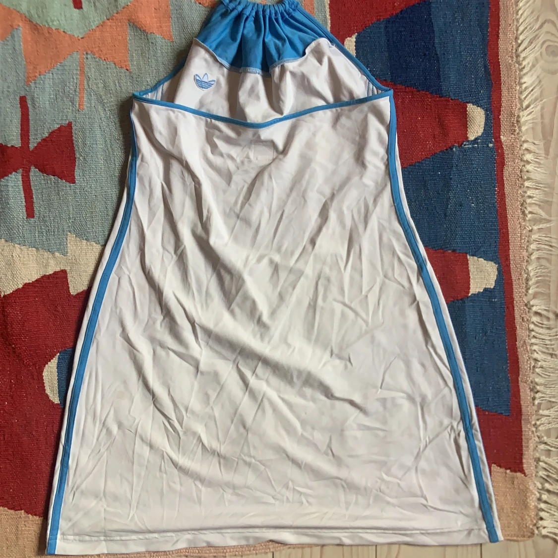 Adidas klänning - 90