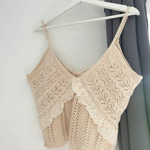 Virkat linne ZARA - Virkat linne från zara, använd ett fåtal gånger!