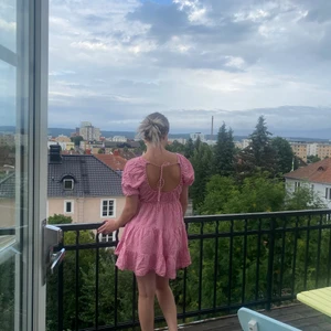 Na-kd rosa kländning  - Så söt rosa kländnivg som jag köpte förra året på na-kd, den har bara alldrig kommit till andvändning💞