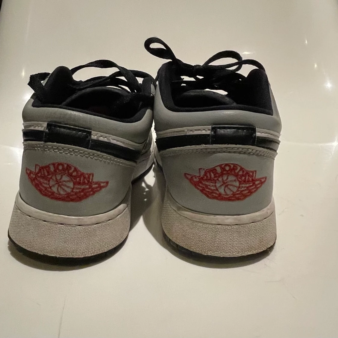 Nike Jordan 1 smoke grey  - 90