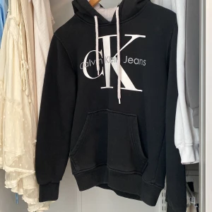Calvin Klein huoodie  - Calvin Klein huoodie tl S