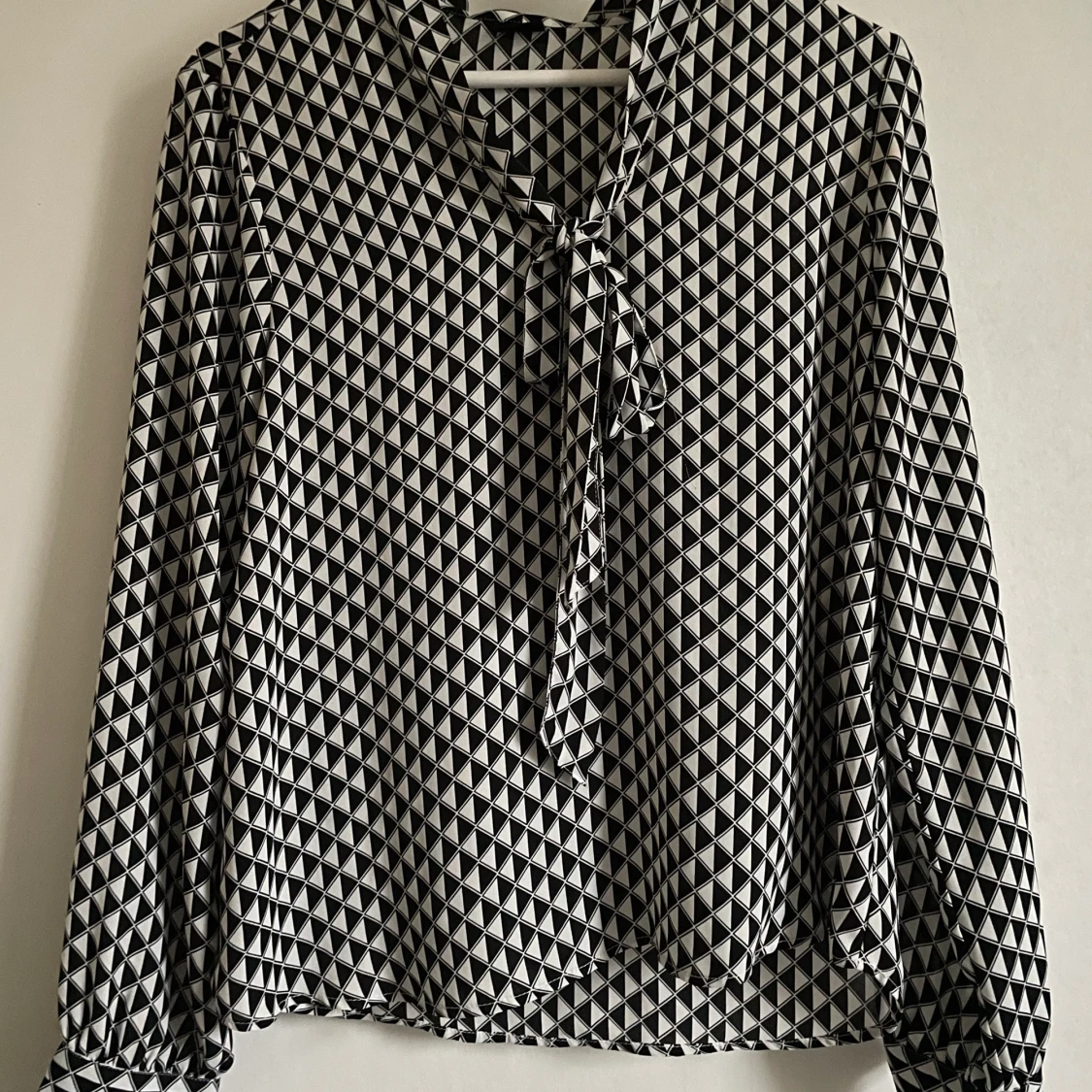 Mönstrad blus! - 90