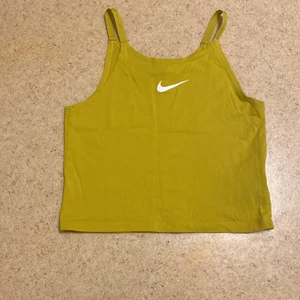 Nike linne - Sött Nike linne helt ny skick aldirg använd i bra skick 