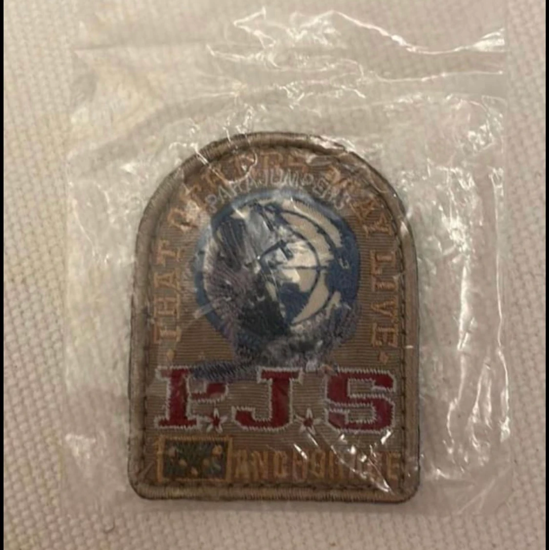 Parajamper märke  - 91