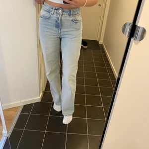 Jeans  - Jeans från Zara 300kr jag är 170cm