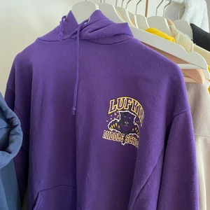 Vintage hoodie i fint skick - Storlek M en väldigt fin hoodie 