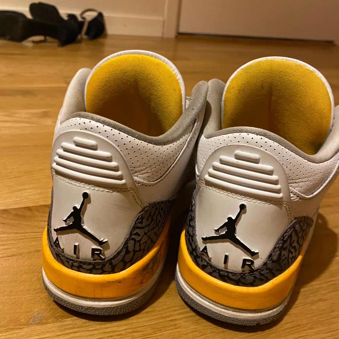 Jordan 3’s  - 90