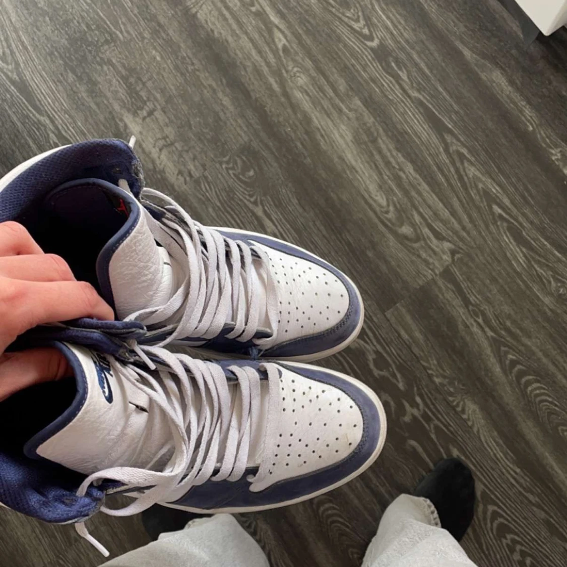 Strl 45, Cond 8/10, Kostar 3400  - 90