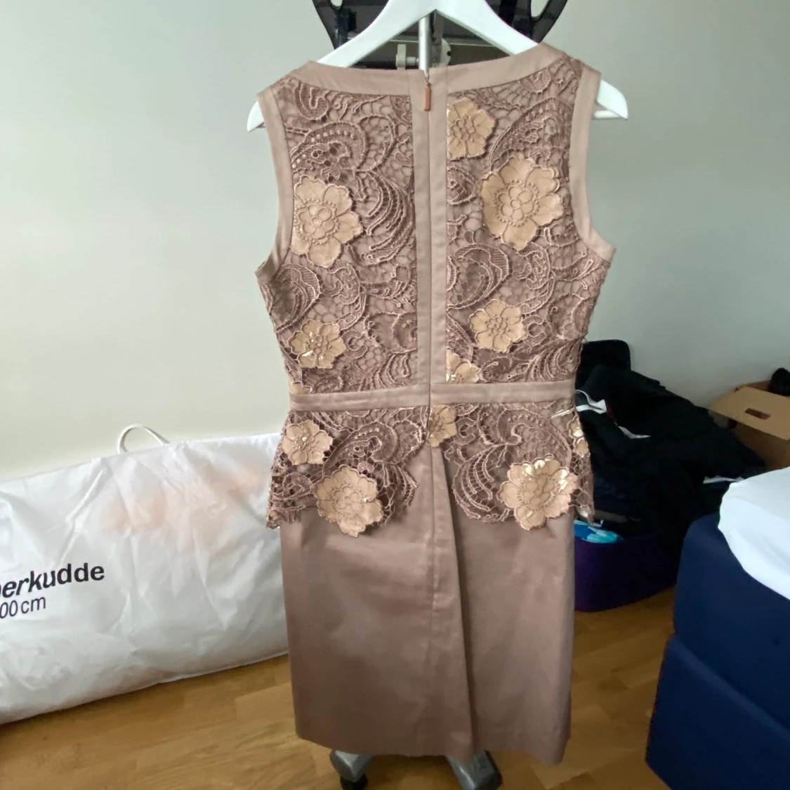 Klänning från Italia - 90