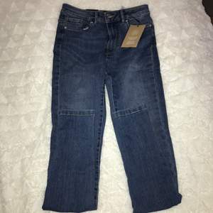 Blåa highwaist jeans endast testade storlek XS/32 men sitter som S/32 XS/34