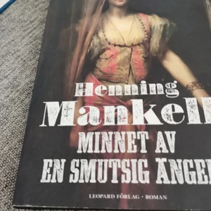 En bok minnet av en smutsig ängel - En bok minnet av en smutsig ängel av Henning Mankell