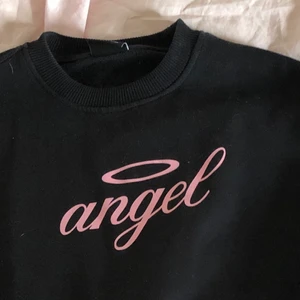 Angel shirt - Jättemysig sweater från Minga London