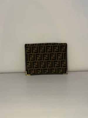 Fendi Clutch - Fin Vintage Fendi Clutch. 