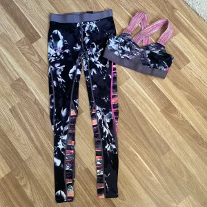 Kompressionstränings-set  - Tränings-set med tights och sportbh från Skins. Kompressionstights med bra passform även för de längre. Nypris runt 1800:-💞