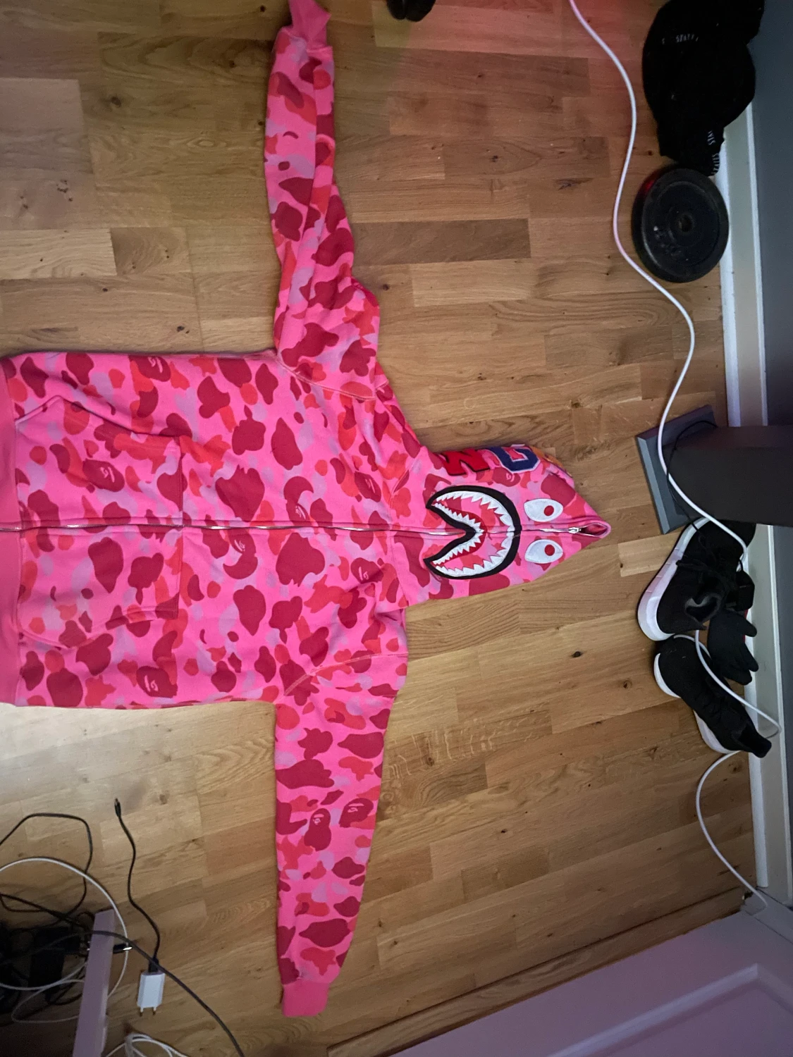 Bape zip up hoodie 