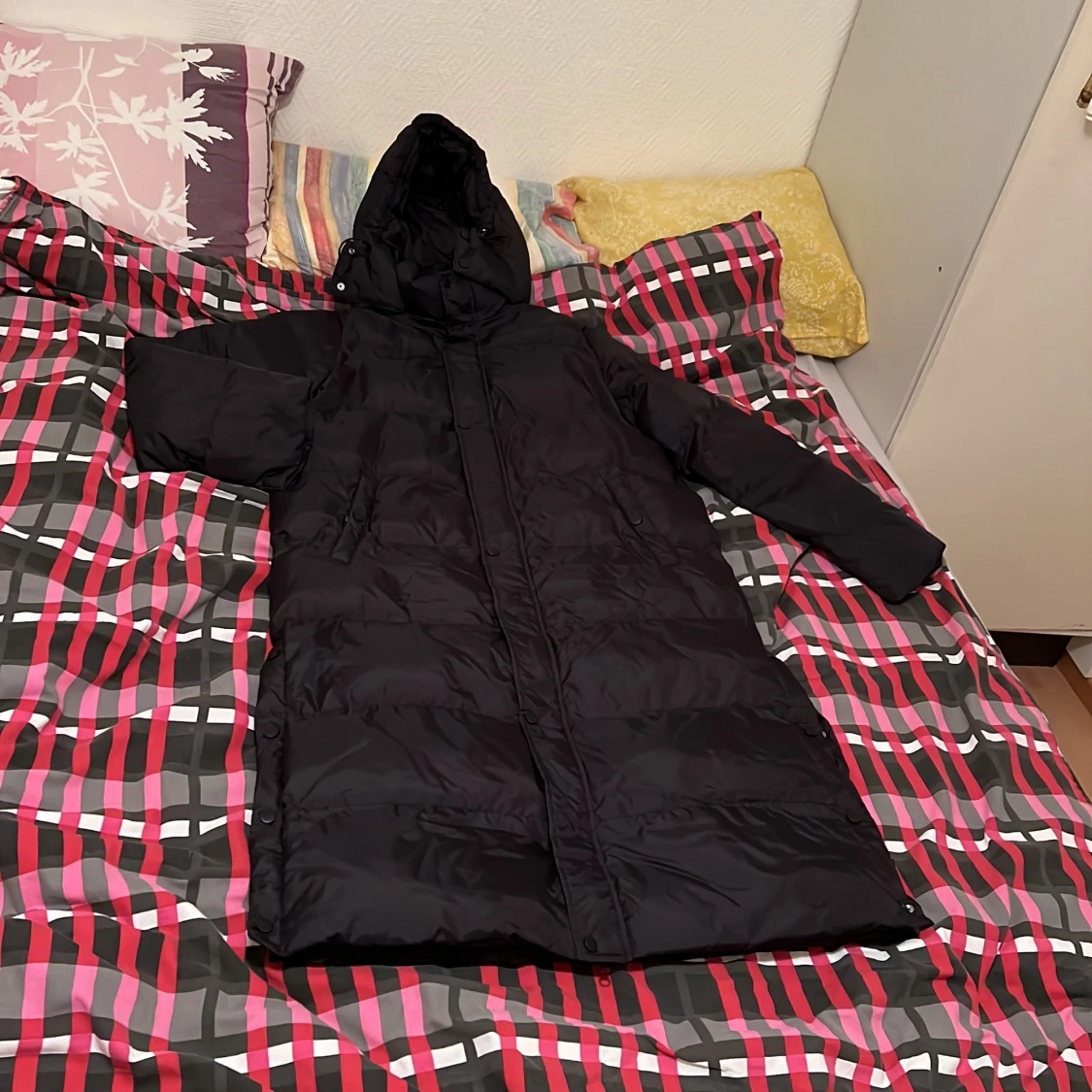 Lång svart Vinterjacka 