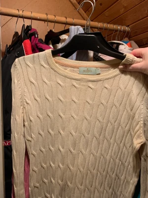 Morris tröja  - Strl m 