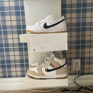 Nike dunk - WTS! Nike dunk SB white gum Storlek 40 Ds 1500kr Nike dunk High roasty tattan Storlek 44 Ds 800kr Båda har digitalt kvitto Ta båda för 2200kr