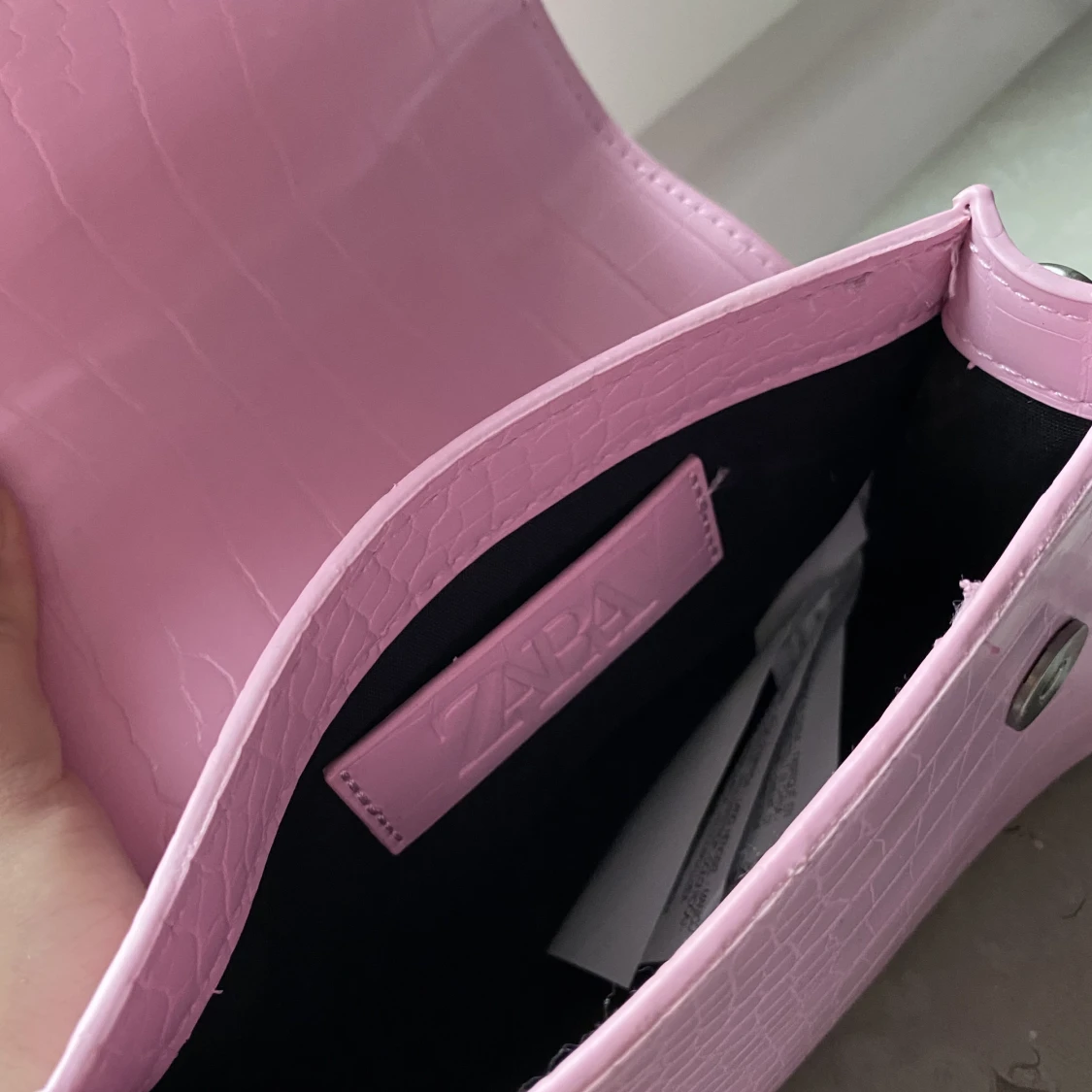 Rosa väska från Zara - 91