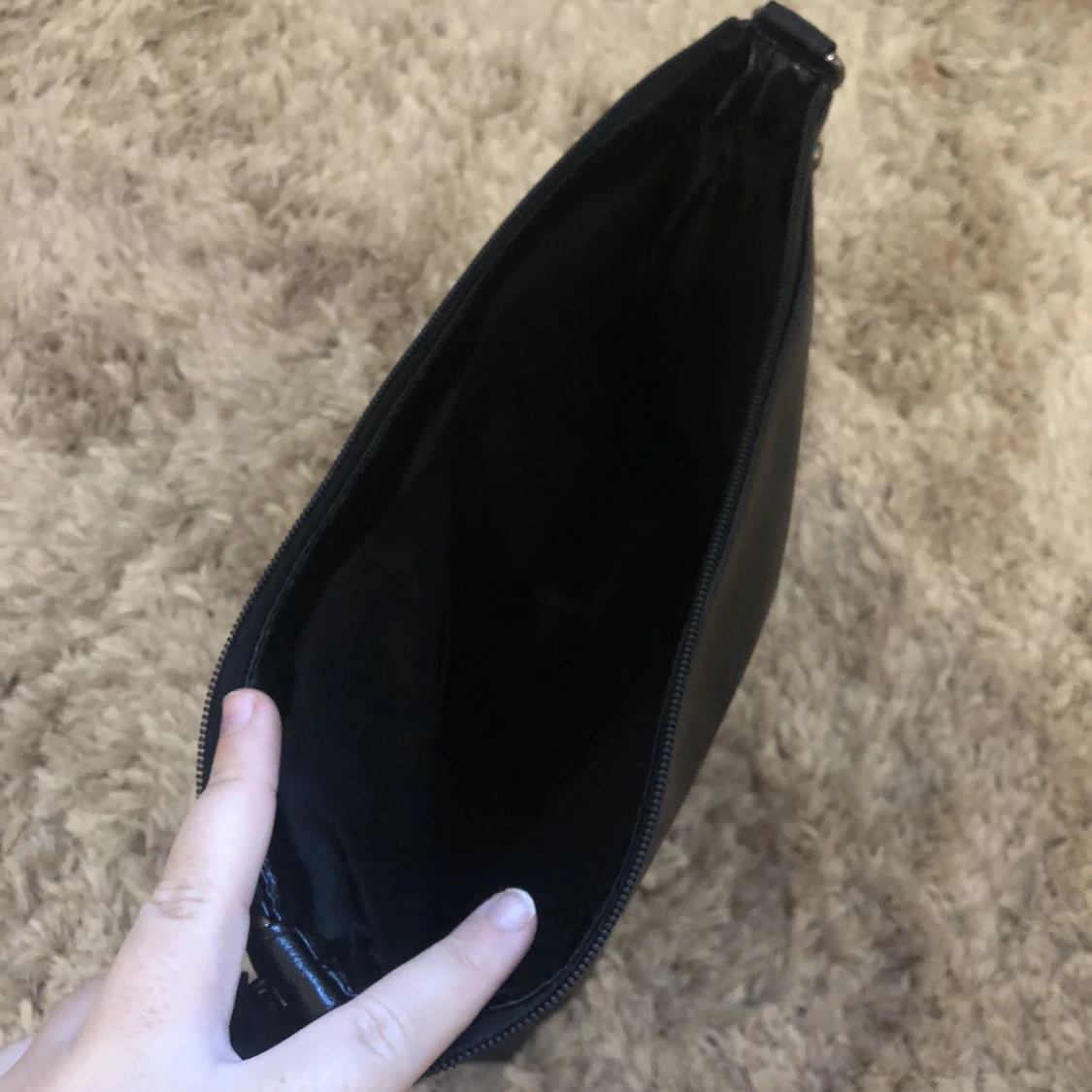 Väska med nitar - 91