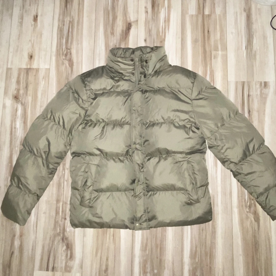 Ljusgrön pufferjacka  - 90