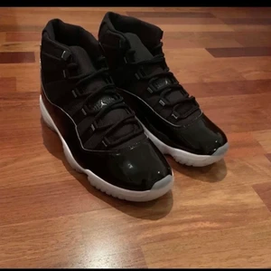 Jordan 11 jubilee 45 - Helt nya Jordan 11 jubilee i storlek 45