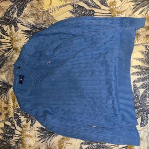 💼 Stickad Gant 👞 - Extremt skön Gant, passar mig inte längre. Kommer sakna den. Ta väl hand om den.