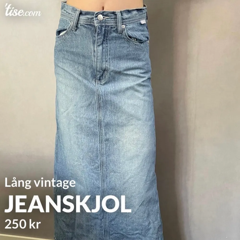 Lång vintage jeanskjol från tidigt -00 tal. . Kjolar.