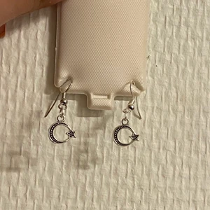 Islamisk måne med stjärna ☪️ -  Handmade with lots of love <3 Om du är interessed efter fler bilder kan du gärna skriva inne på DM 💗