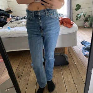 Mom jeans - Mom jeans, bra skick!