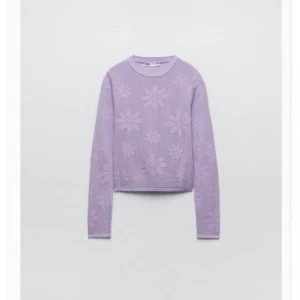 Zara topp lila - Lila zara topp, slutsåld. Använd 1 gång. 