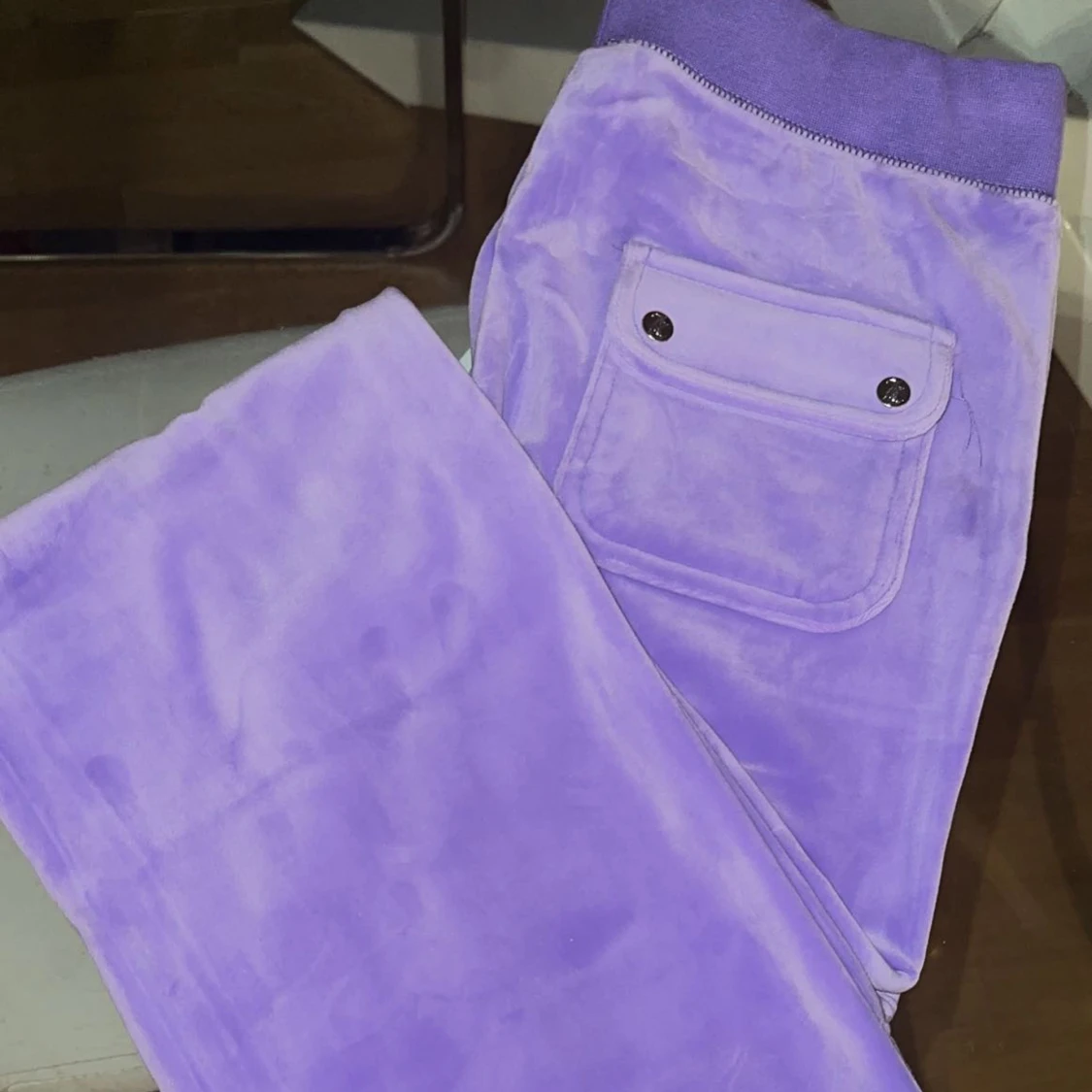 Ljus lila Juicy couture - 90