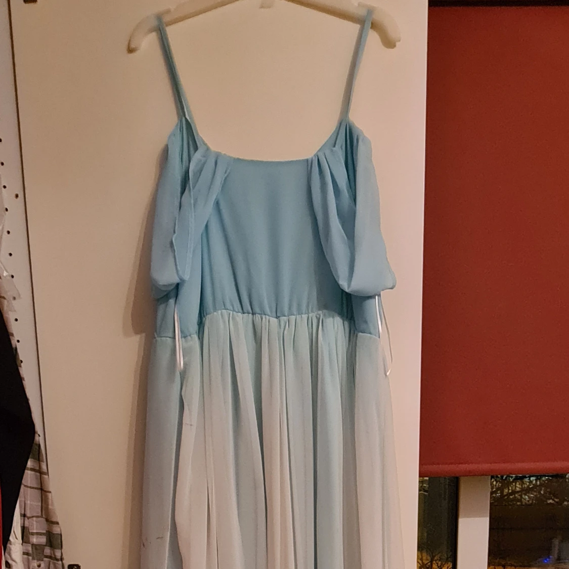 Balklänning säljes - 90